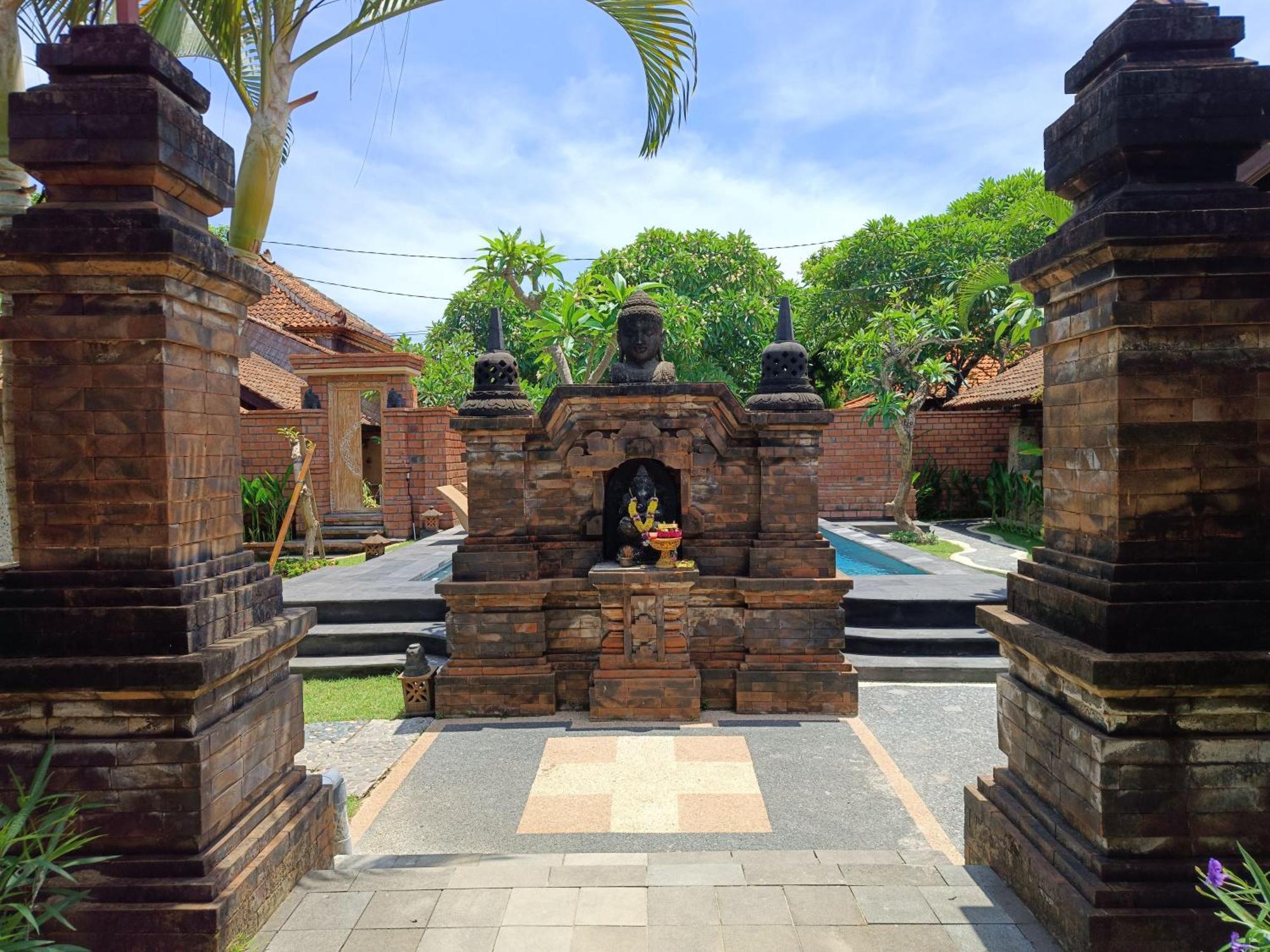 Mahe Garden Inn And Villas By Kamara Kuta Lombok Eksteriør billede